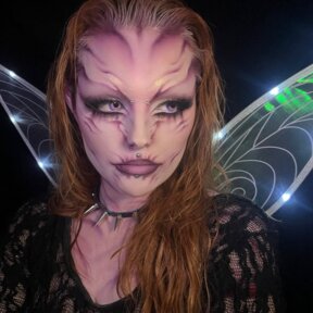 Enchanted Pink Lenses | @maisyreisermakeup