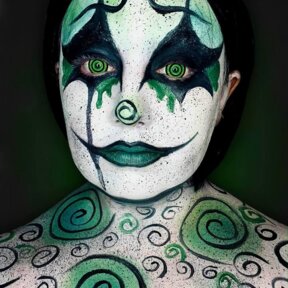 Goblin Green Mini Sclera Lenses | @emmaisasink