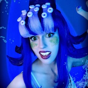 Lenti da cosplay color verde serpente | @tearose.cos