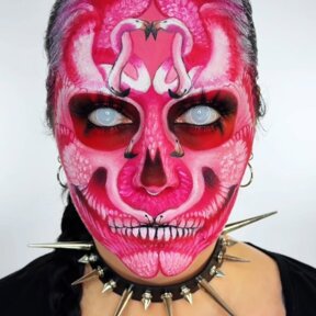 Mesh White Contact Lenses | @liz_ashwood