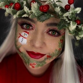 Red/Green Elf Lenses | @slightlyspookymua