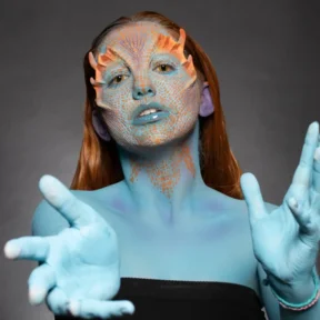 Yellow Cat Eye Lenses | @river.ellen.artistry