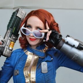 Blind White Lenses | @babyshivers